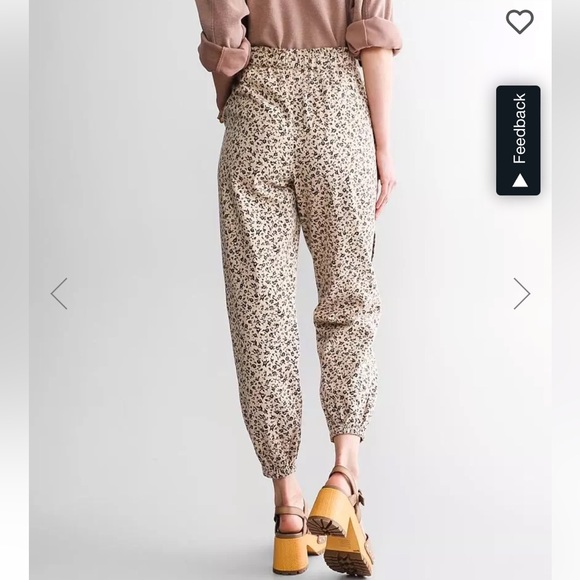 NWT Daytrip Woven Floral Jogger Buckle Spring Fashion Style Pants Sz Medium - Picture 2 of 12